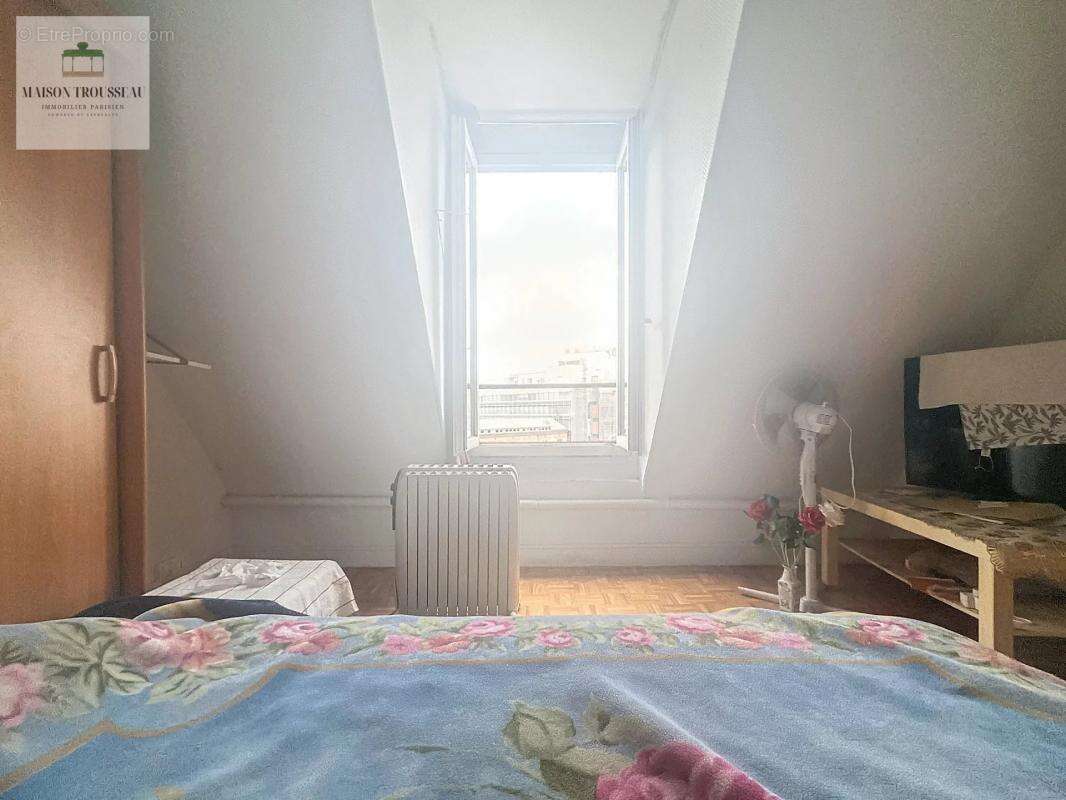 Appartement à PARIS-11E