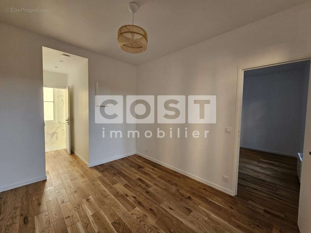 Appartement à ASNIERES-SUR-SEINE