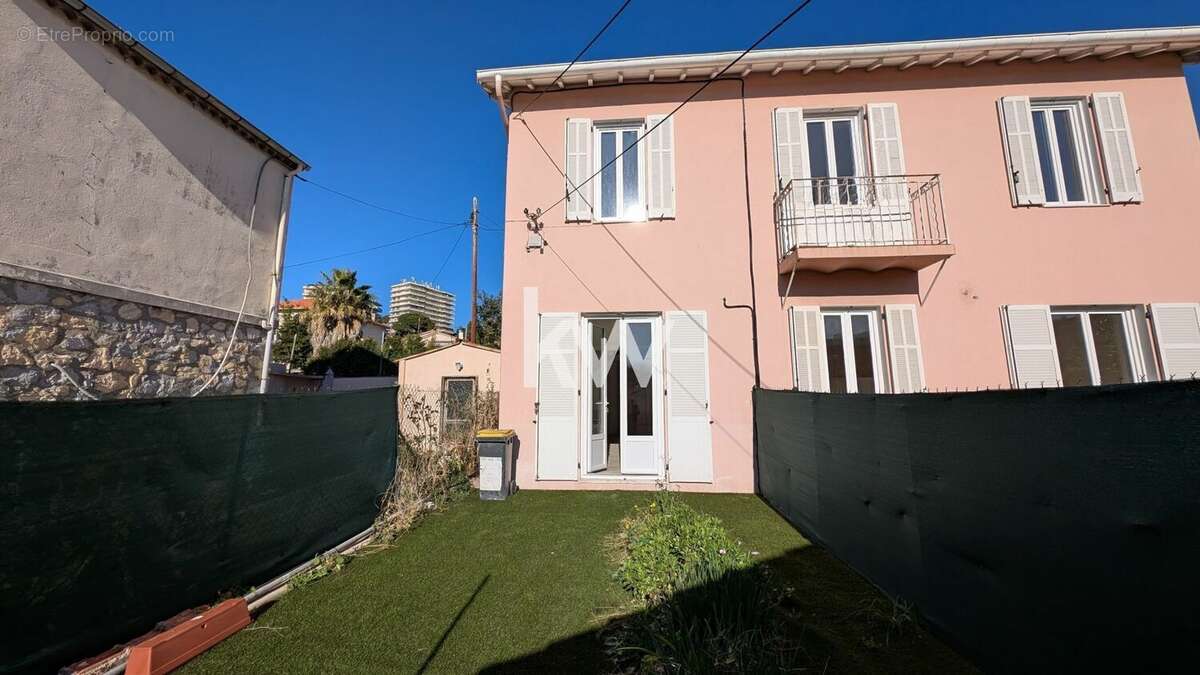 Maison à ANTIBES