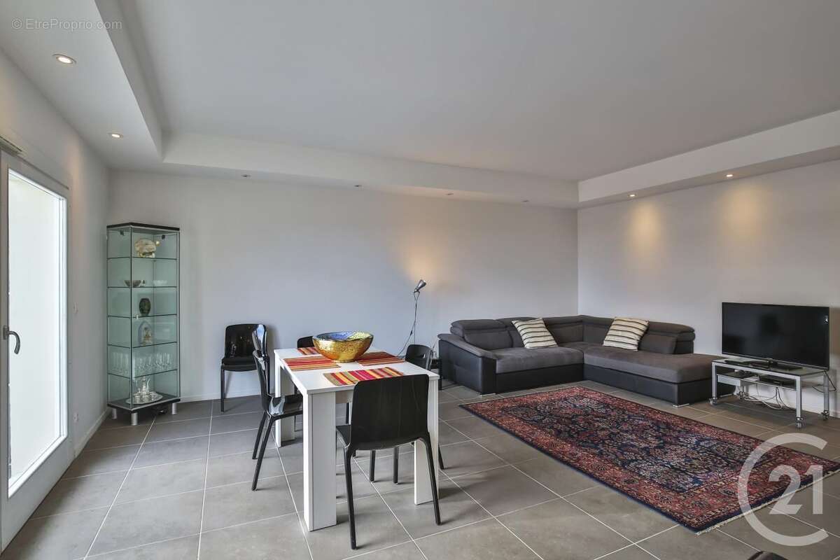 Appartement à BEAULIEU-SUR-MER