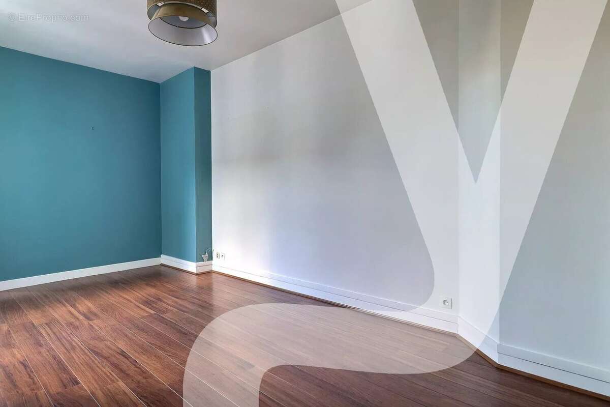 Appartement à PARIS-12E