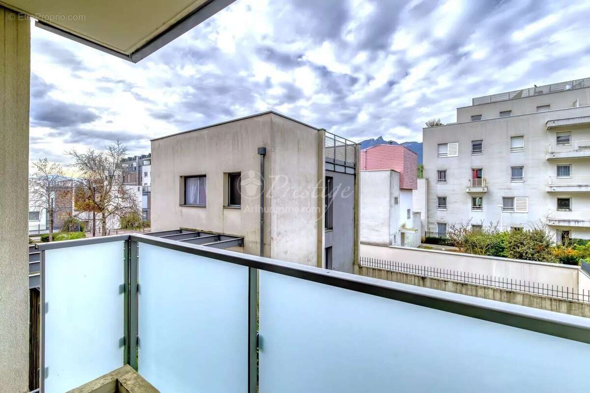 Appartement à AIX-LES-BAINS