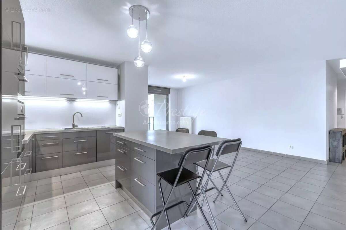 Appartement à AIX-LES-BAINS