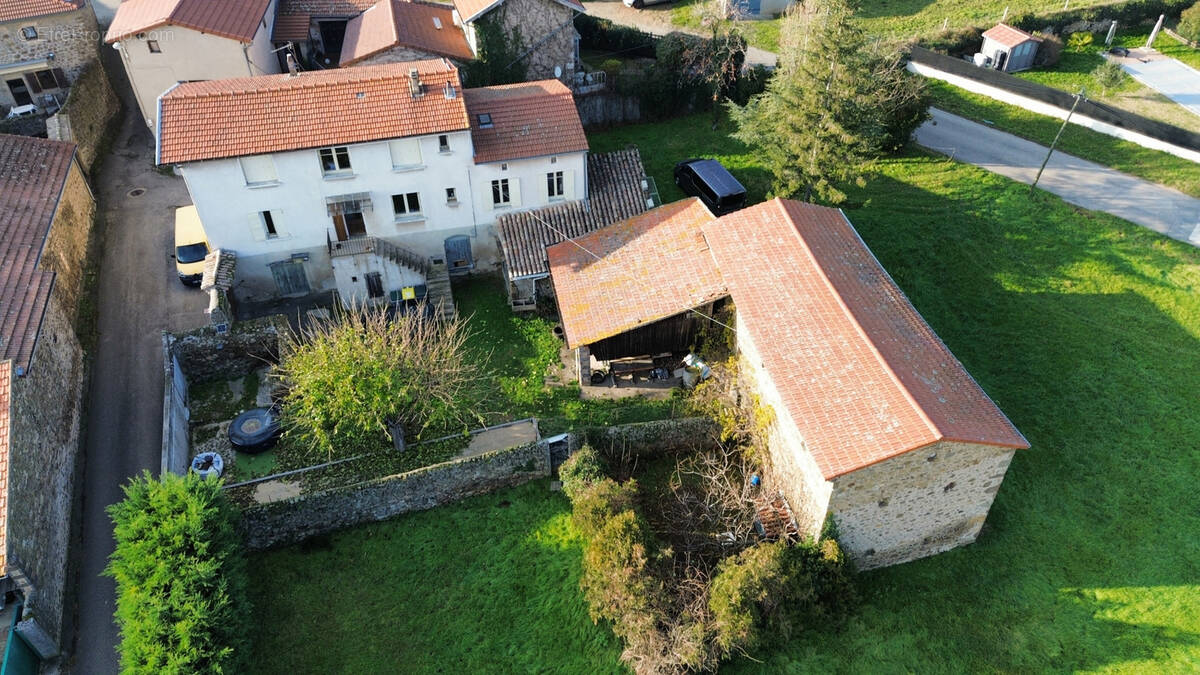 Maison à FELINES