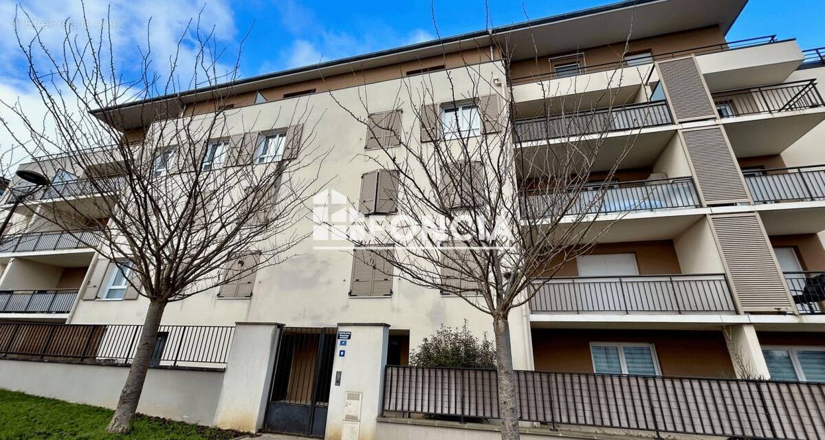 Appartement à ARPAJON