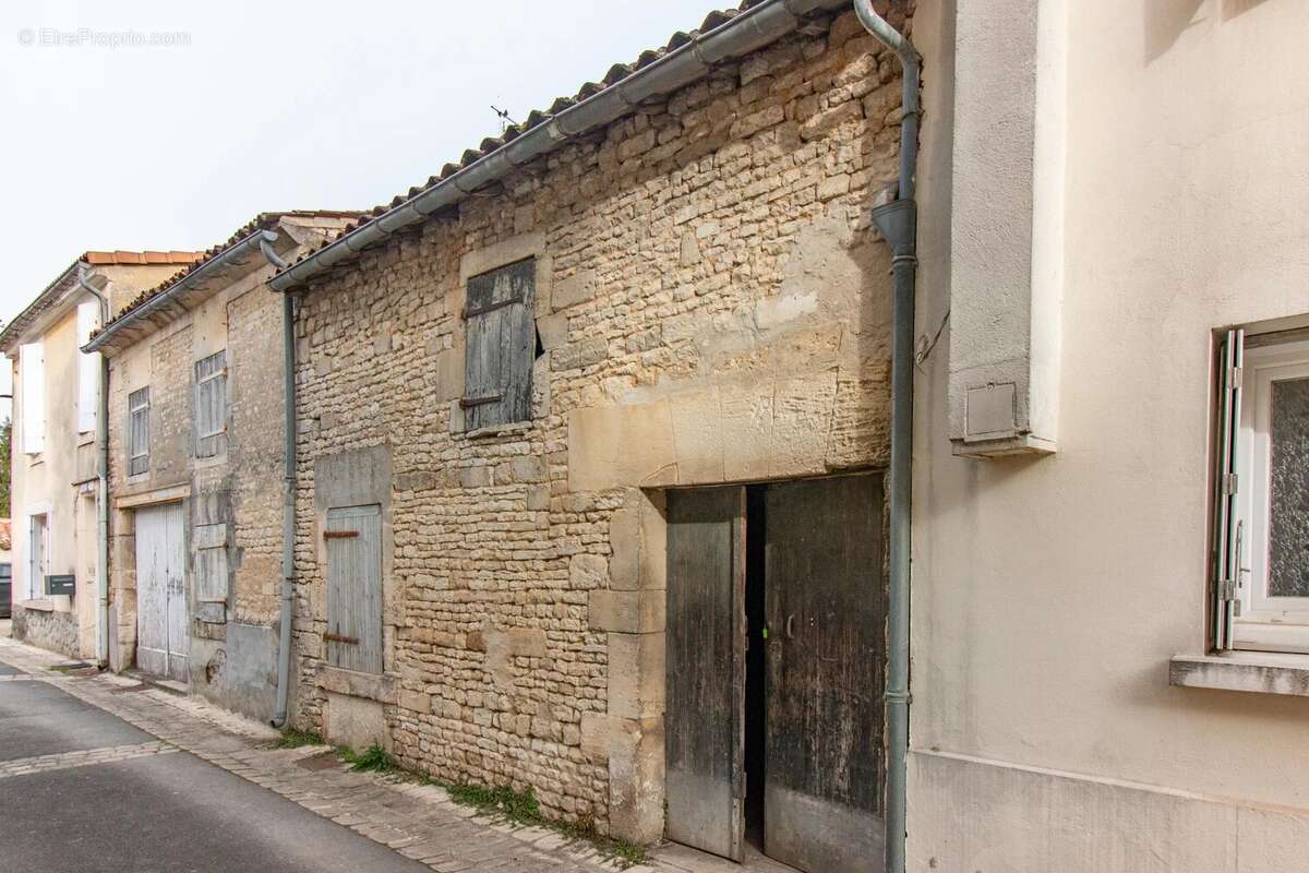 Maison à JARNAC