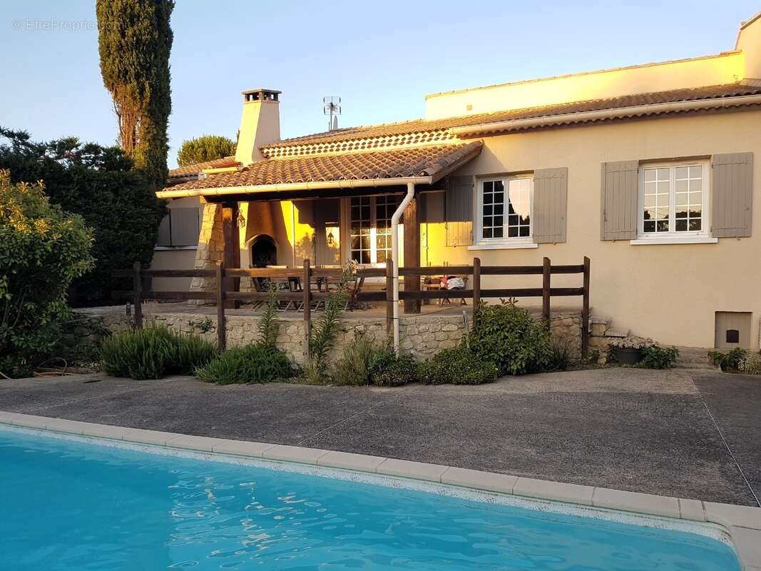 Maison à VILLENEUVE-LES-AVIGNON