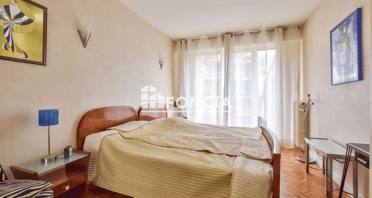 Appartement à MAISONS-LAFFITTE