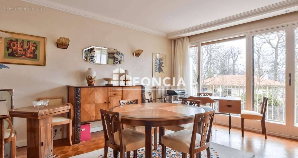 Appartement à MAISONS-LAFFITTE