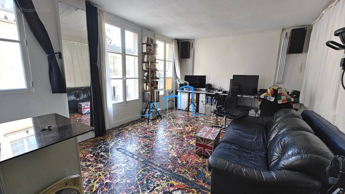 Appartement à PARIS-11E