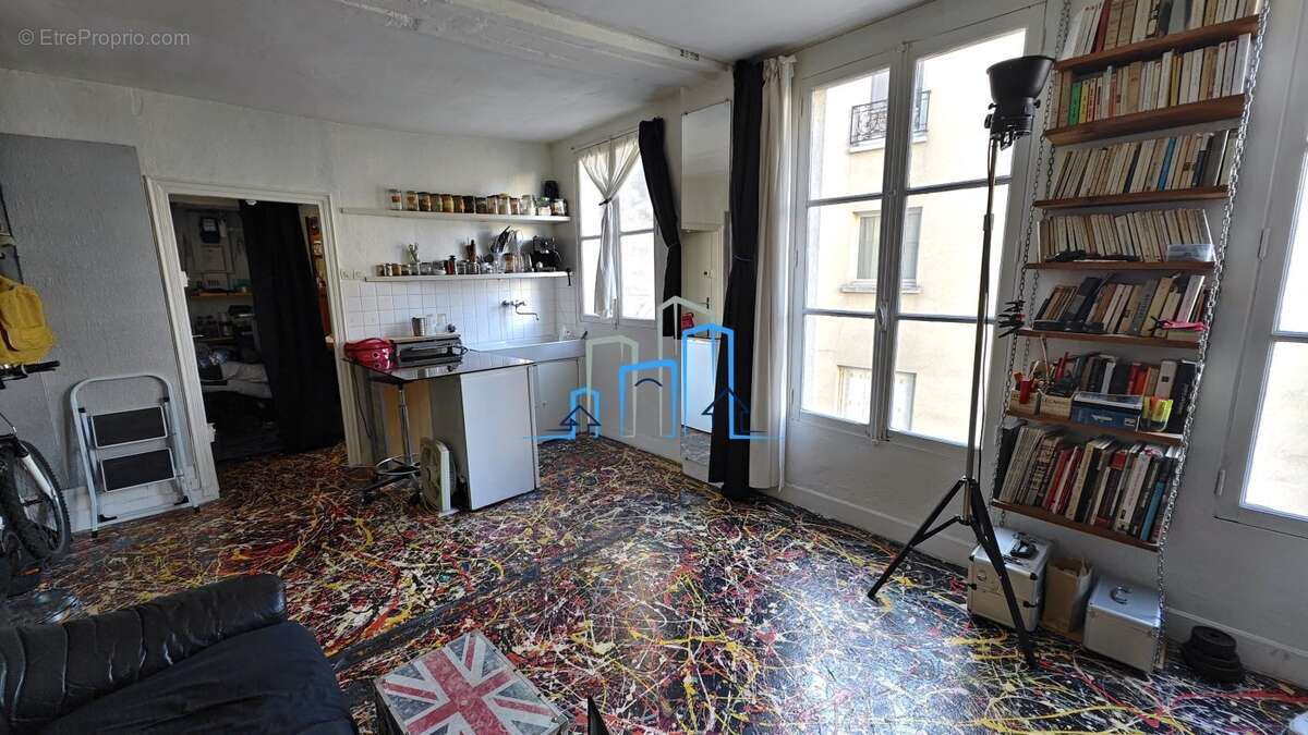 Appartement à PARIS-11E