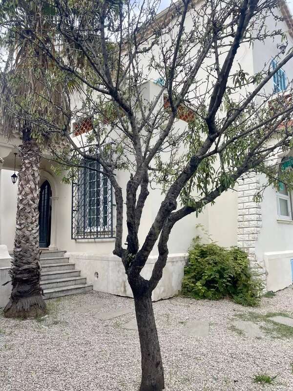 Appartement à CAGNES-SUR-MER