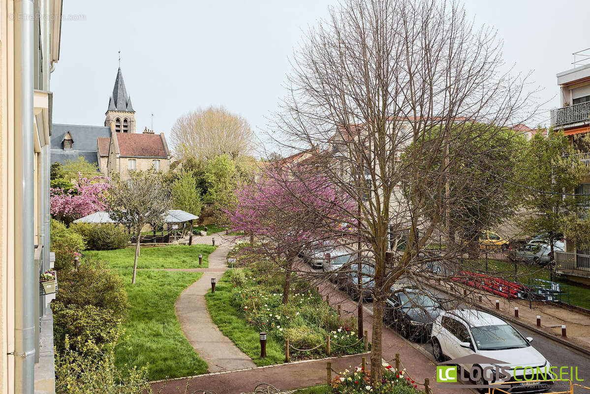 Appartement à CHATENAY-MALABRY