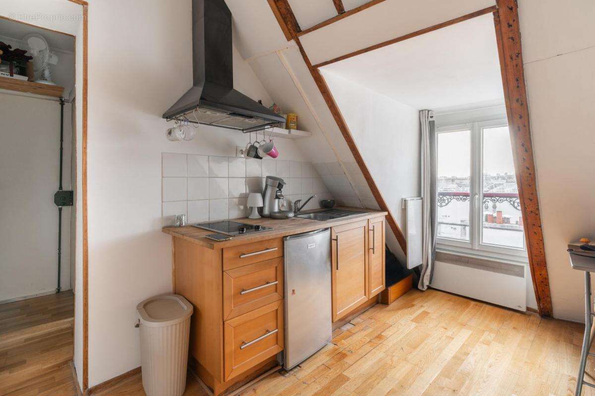 Appartement à PARIS-10E