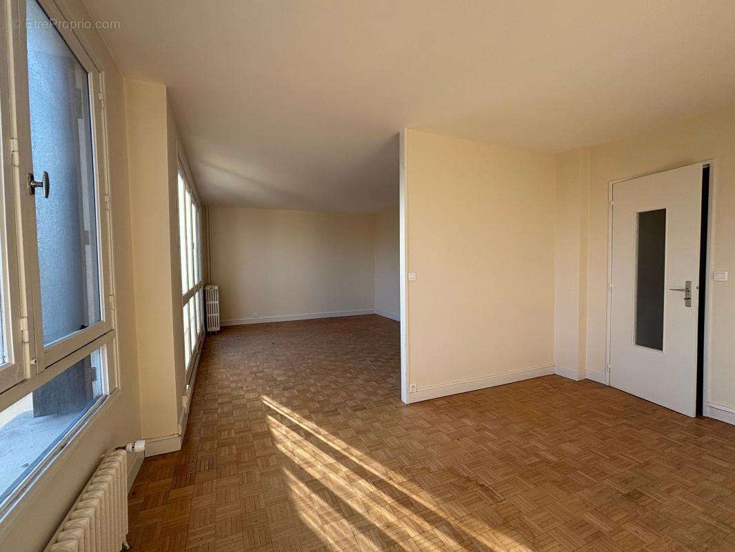 Appartement à COMPIEGNE