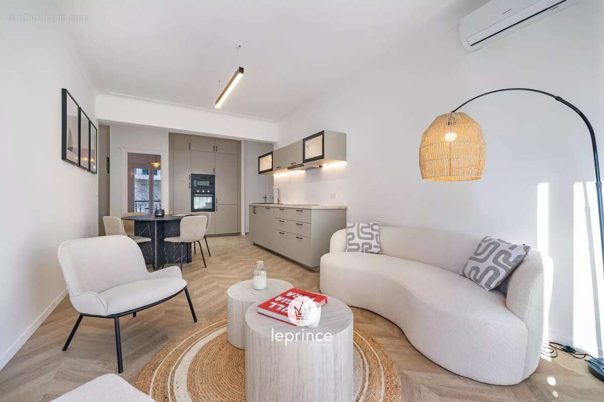 Appartement à NICE