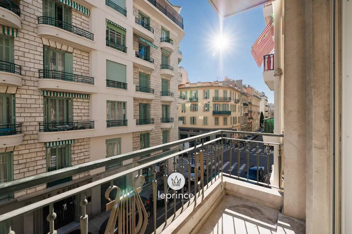 Appartement à NICE