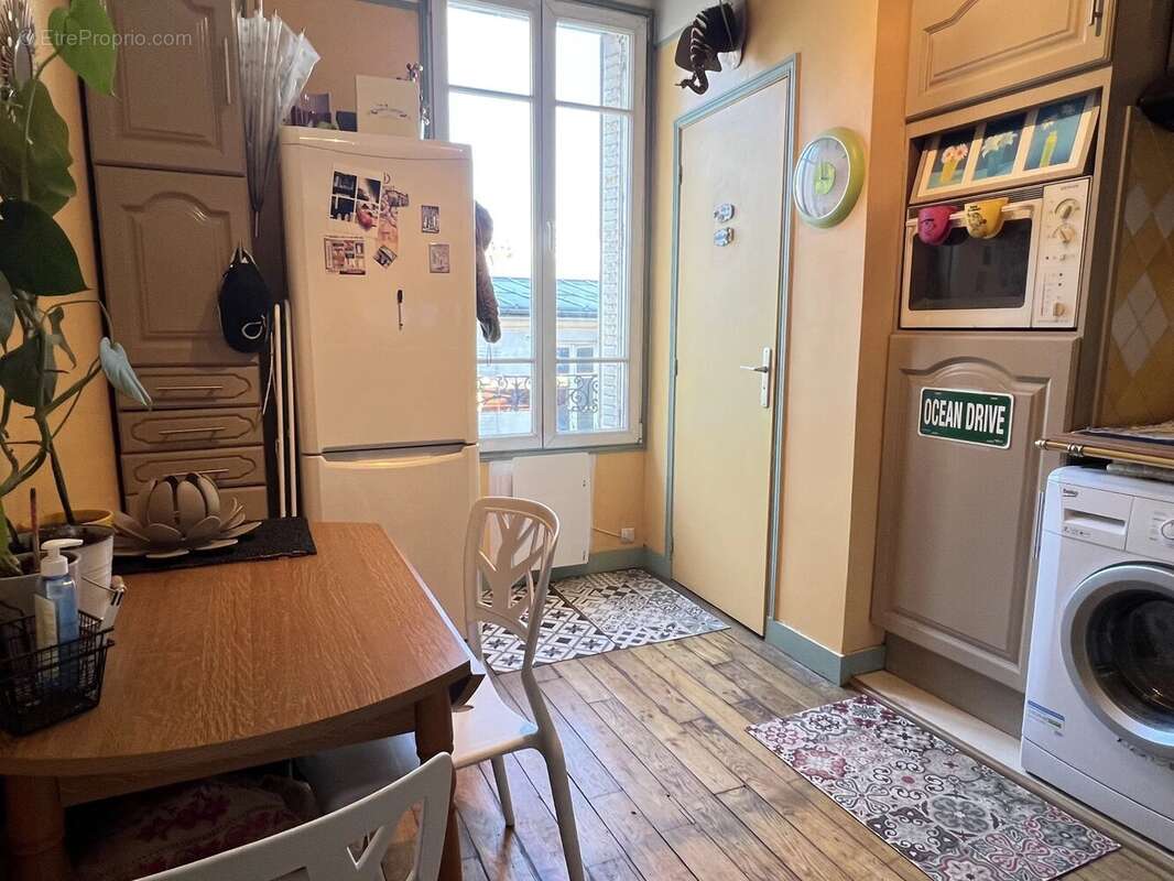 Appartement à PARIS-19E