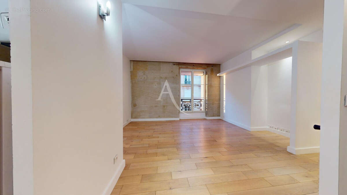 Appartement à PARIS-12E