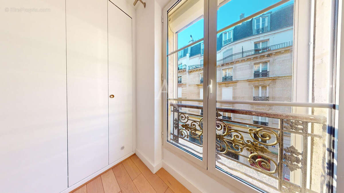 Appartement à PARIS-12E