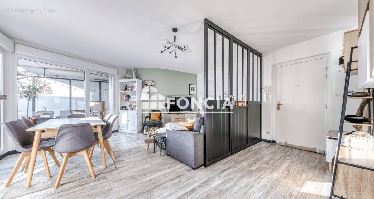 Appartement à LYON-7E