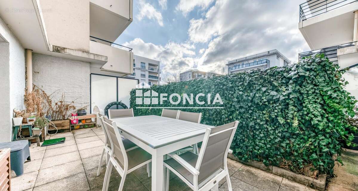 Appartement à LYON-7E