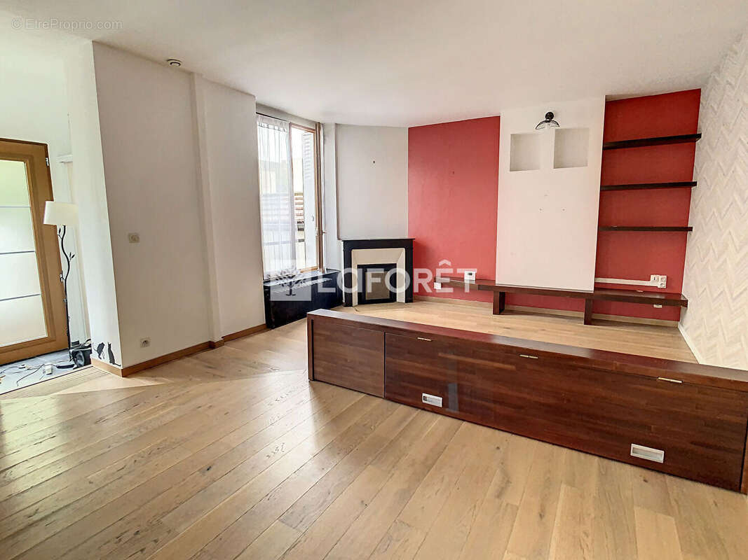 Appartement à VILLEJUIF