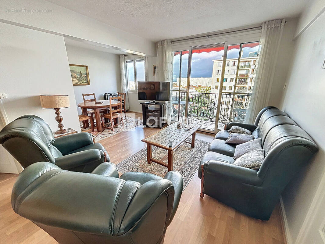 Appartement à VILLEJUIF