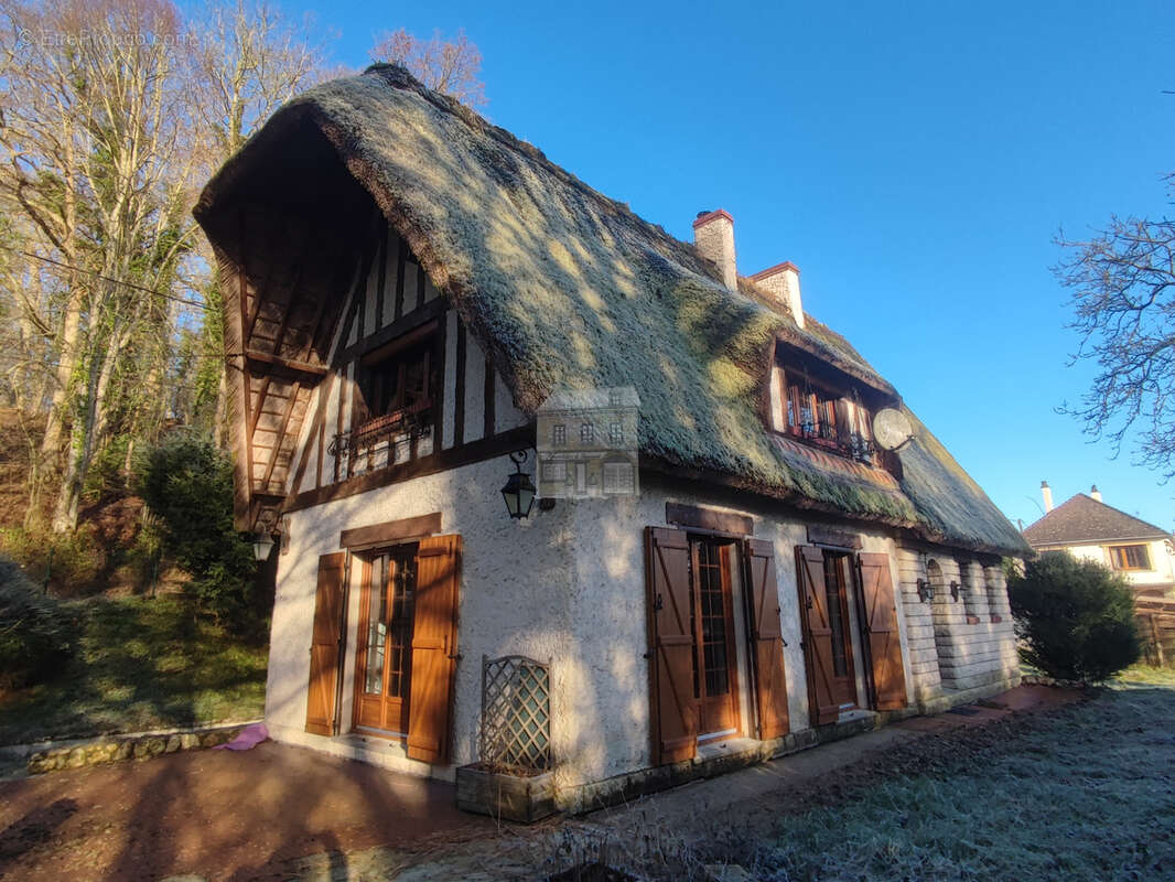 Maison à BEAUMONT-LE-ROGER