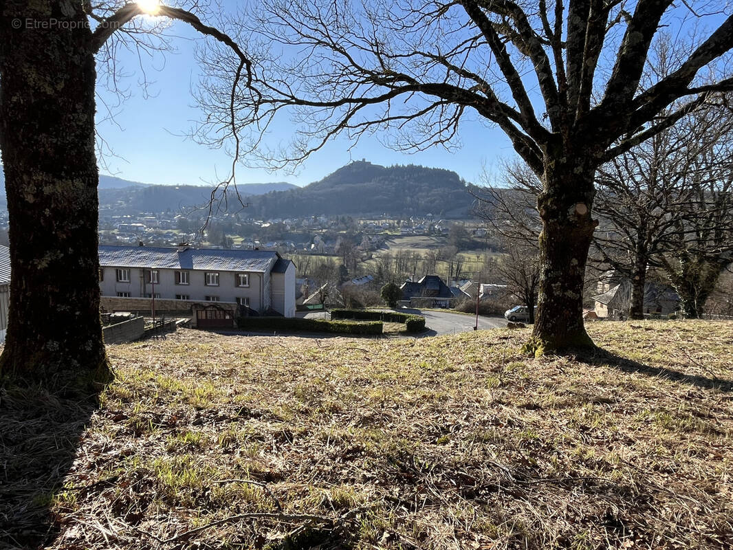 Terrain à ESPALION