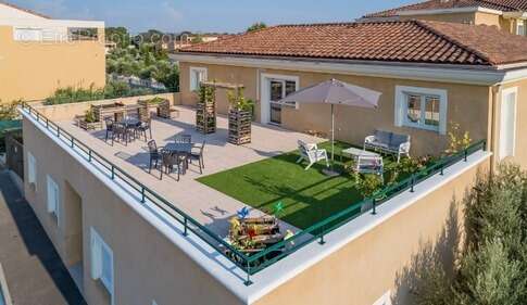 Appartement à SALON-DE-PROVENCE