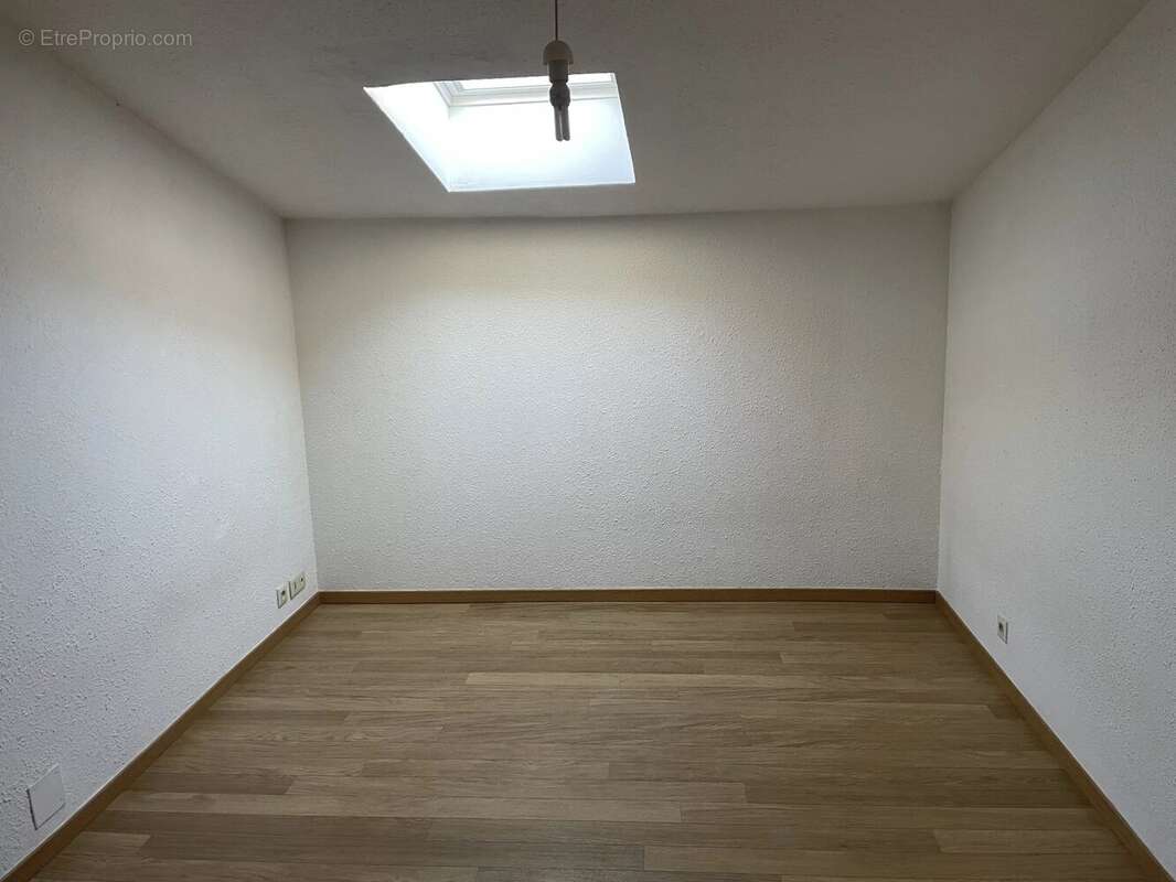 Appartement à LORGUES