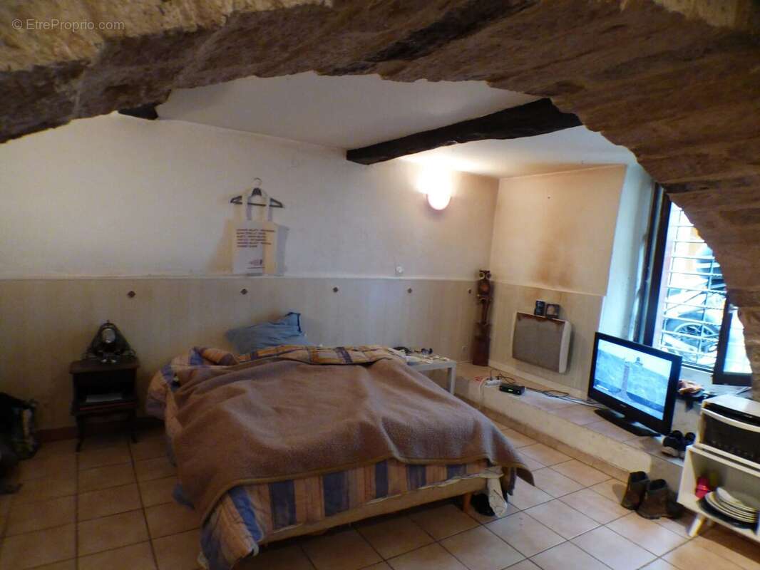 Appartement à LORGUES