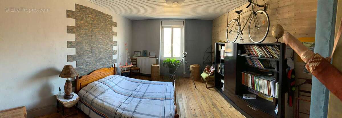 Appartement à PORT-SUR-SAONE