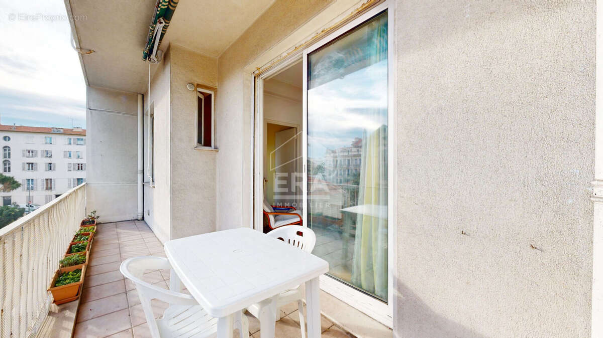 Appartement à NICE