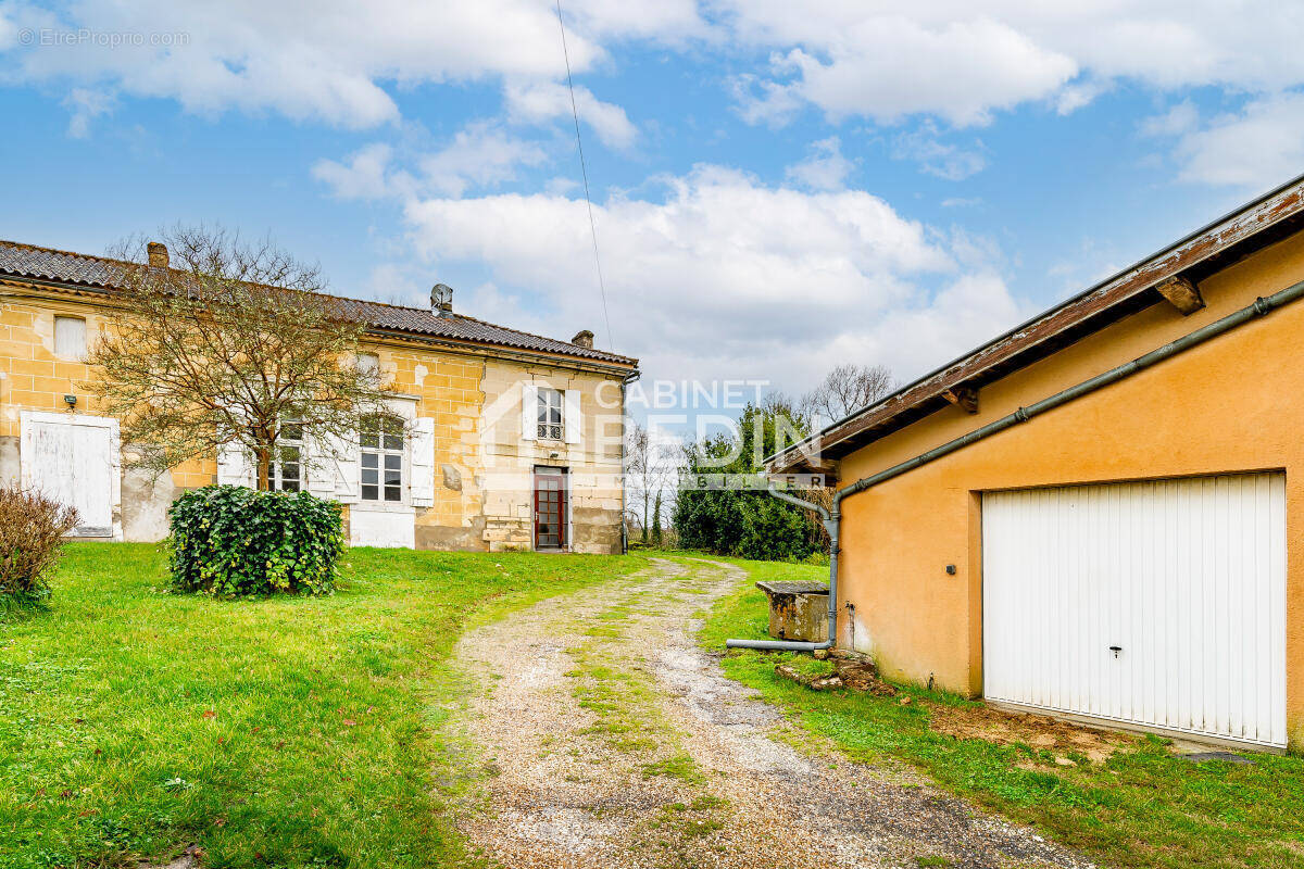 Maison à BOURG