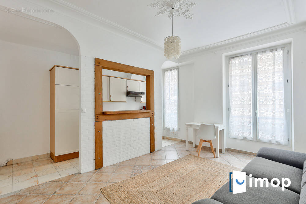 Appartement à LEVALLOIS-PERRET