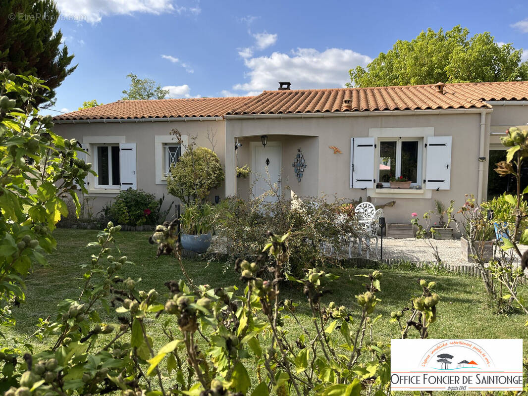 Maison à SAINT-SULPICE-DE-ROYAN