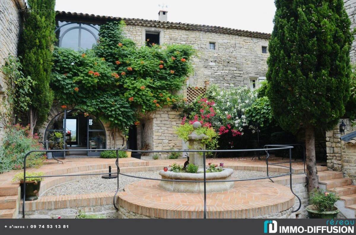 Maison à GOUDARGUES