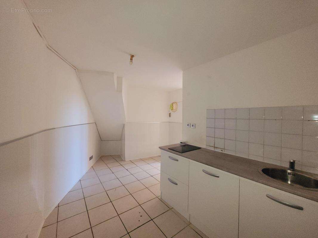 Appartement à GINASSERVIS