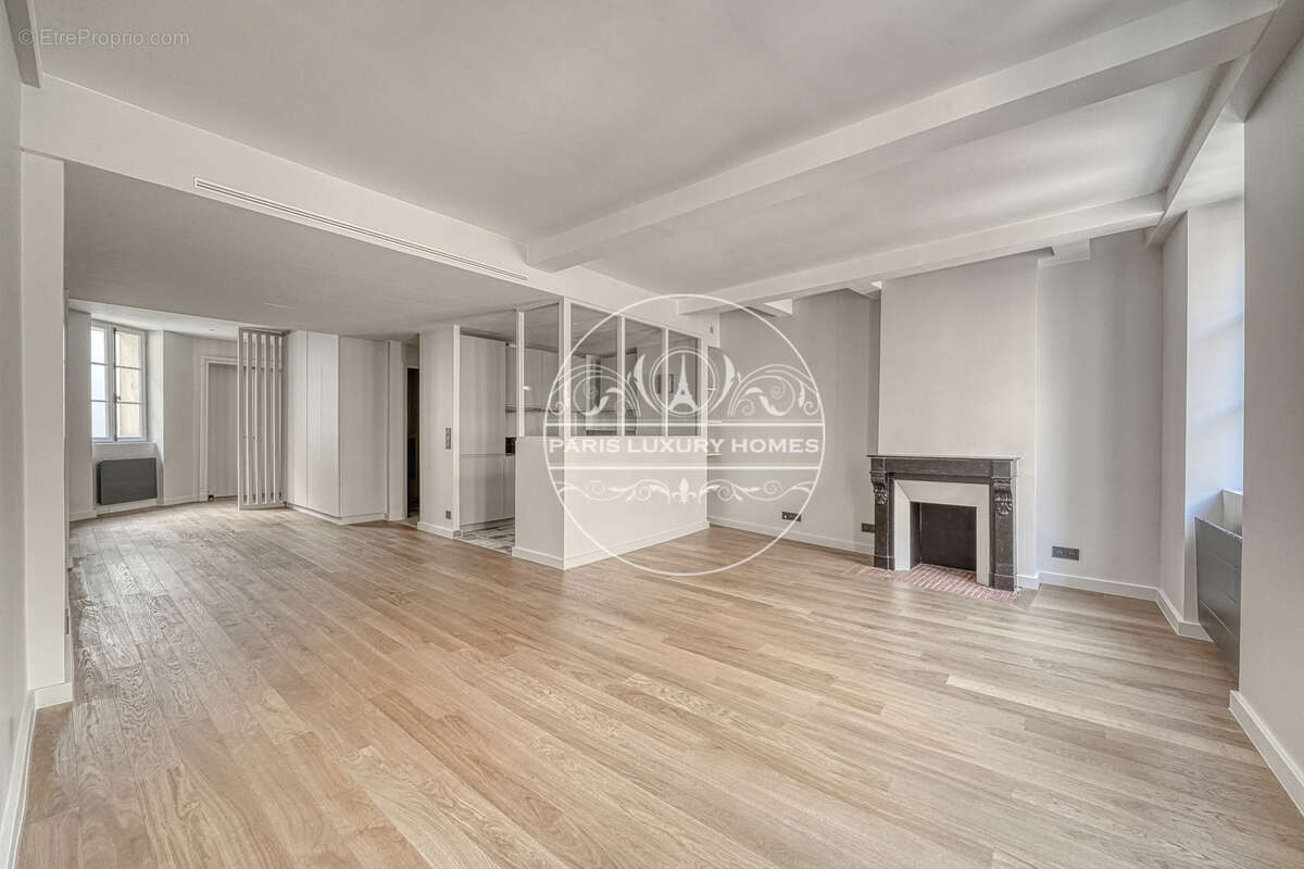 Appartement à PARIS-2E