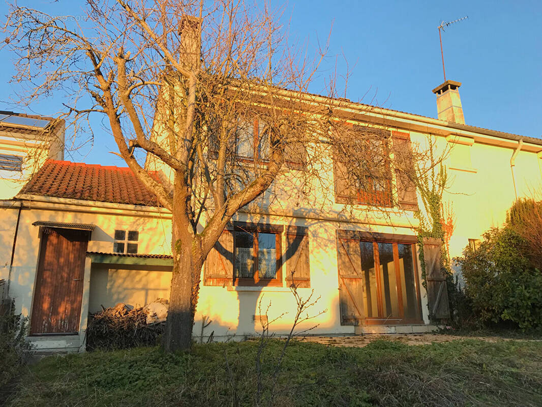 Maison à BEAUVAIS