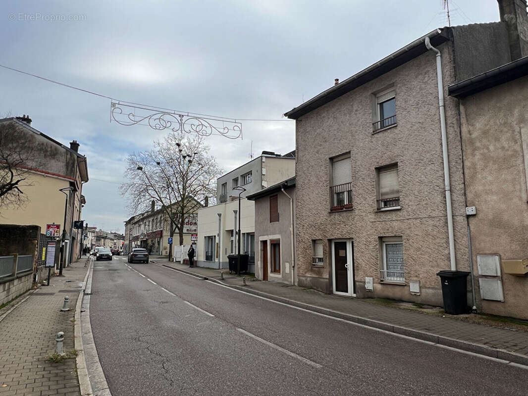 Appartement à NEUVES-MAISONS