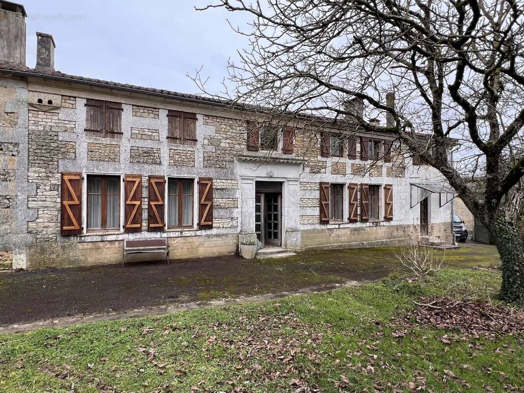 Appartement à ANGOULEME