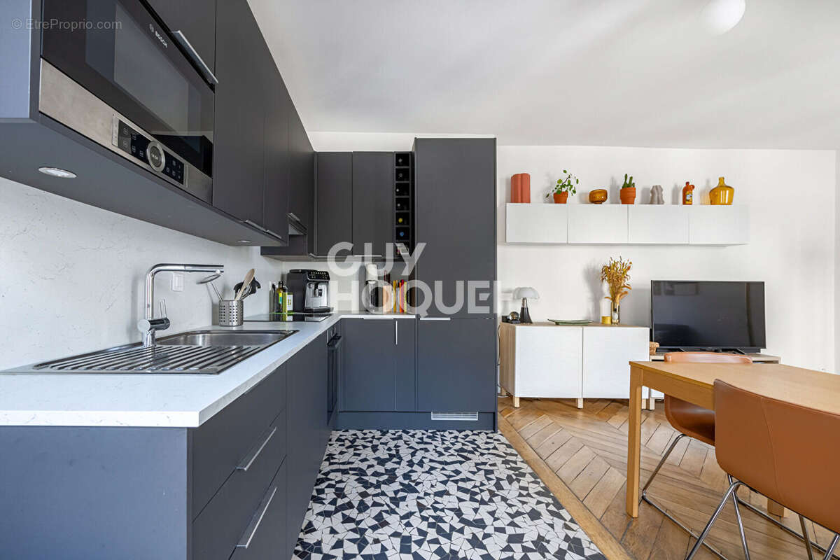 Appartement à PARIS-9E