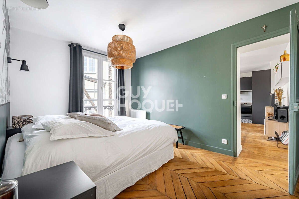 Appartement à PARIS-9E