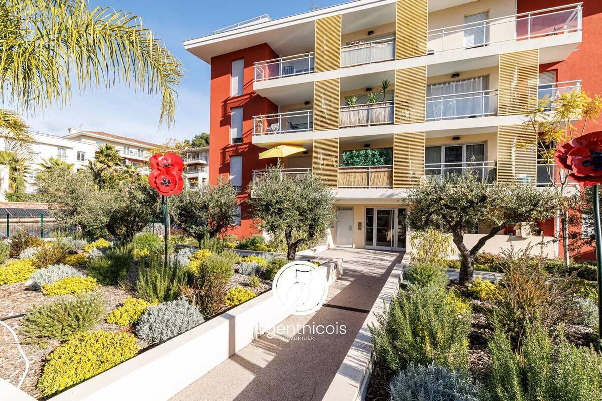 Appartement à SAINT-ANDRE-DE-LA-ROCHE