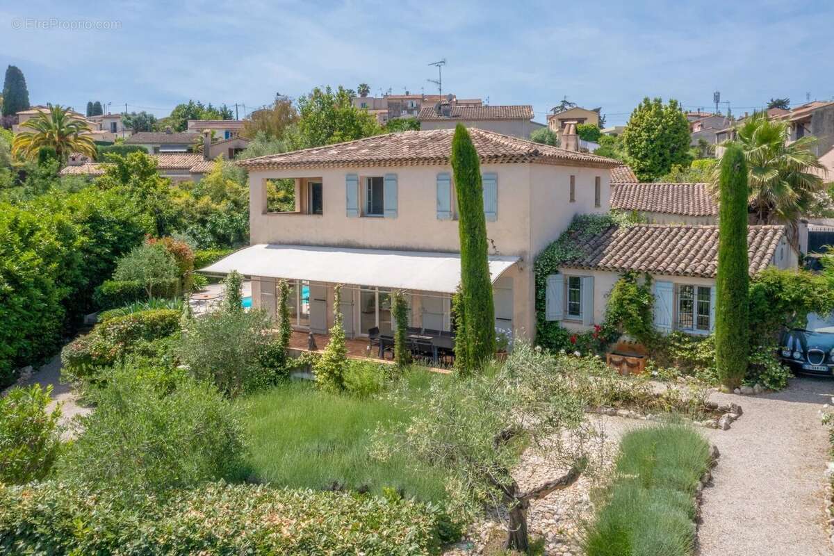 Maison à LA COLLE-SUR-LOUP