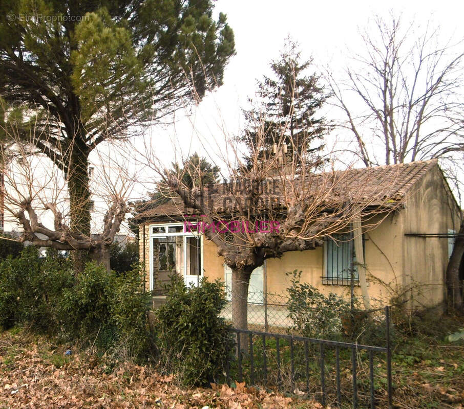 Maison à L&#039;ISLE-SUR-LA-SORGUE