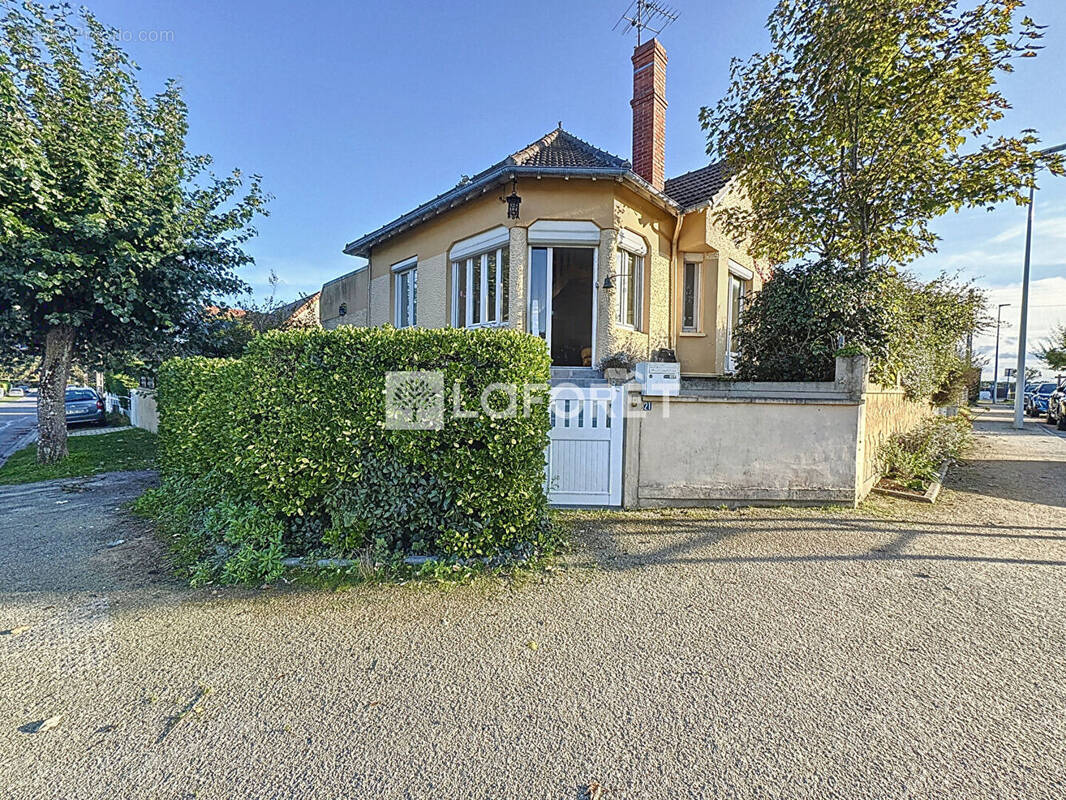 Maison à OUISTREHAM